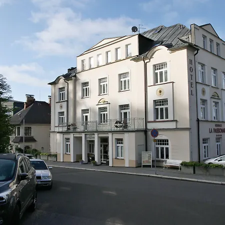 Hotel La Passionaria 3*