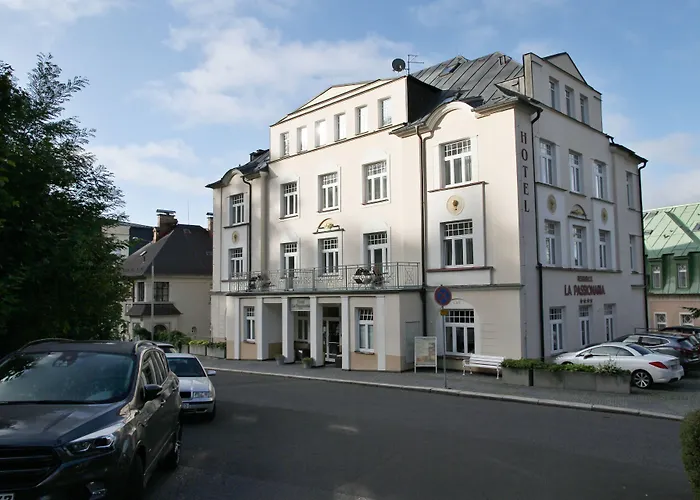 Hotel La Passionaria 3*